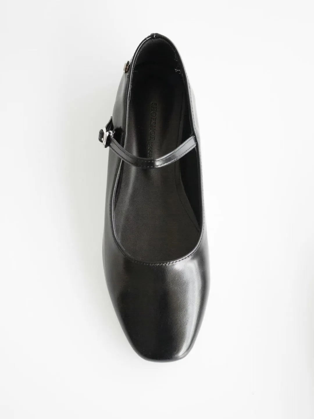 03 Mary Jane flats