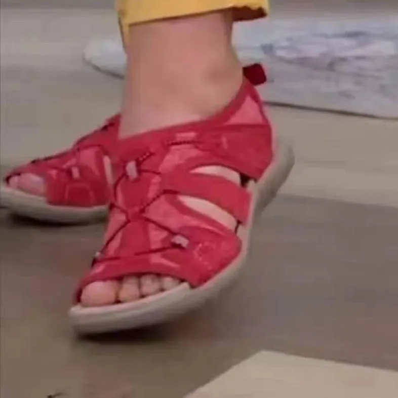 Large Size Women's Summer Outdoor Sports Wind Beach Casual Sandals